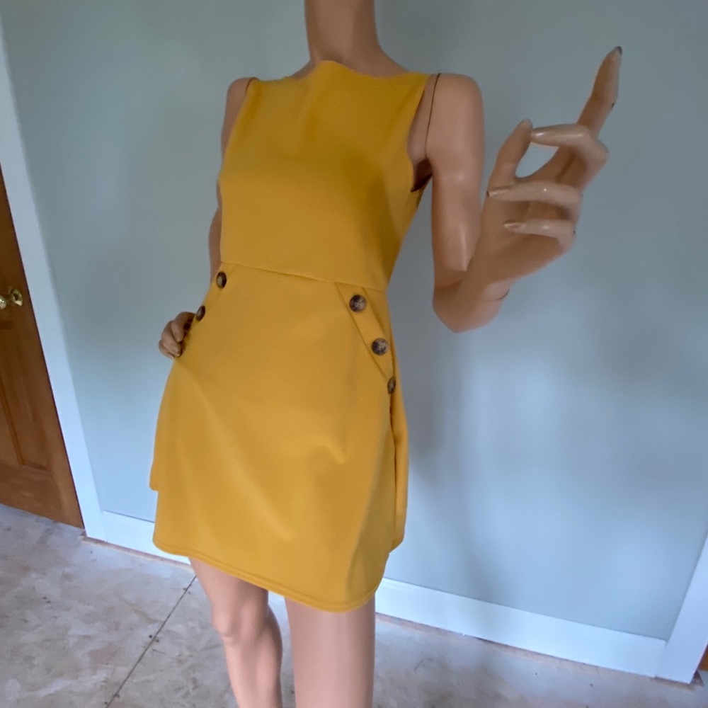 Boohoo mini dress
